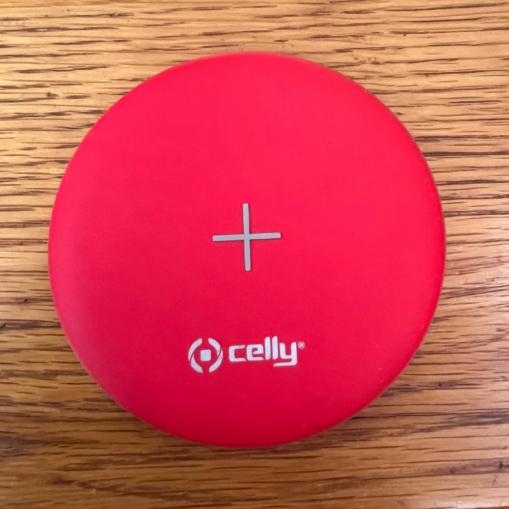 Celly Wireless Phone Charger. microUSB charged